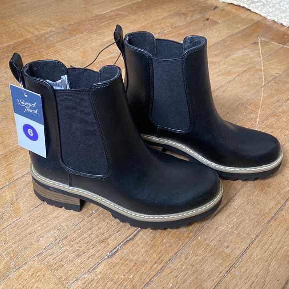 Shoes - Black Boots Never Worn size 6